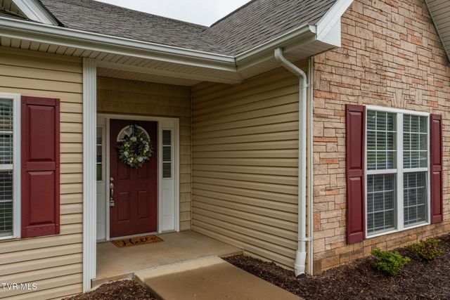 83 Whisper Bend 83, Johnson City, TN 37604