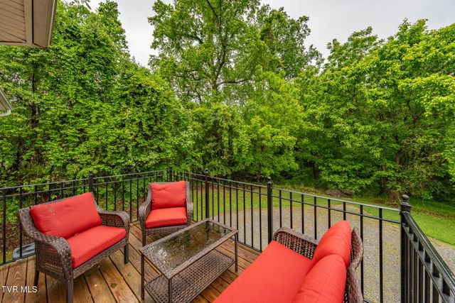 83 Whisper Bend 83, Johnson City, TN 37604