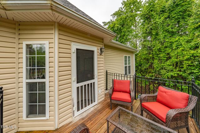 83 Whisper Bend 83, Johnson City, TN 37604