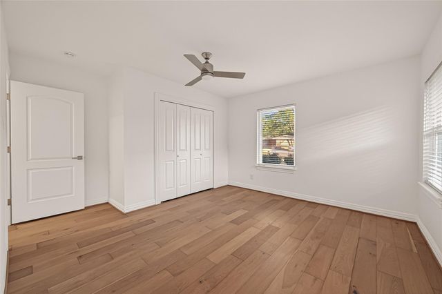 4862 Creekbend Drive, Houston, TX 77035