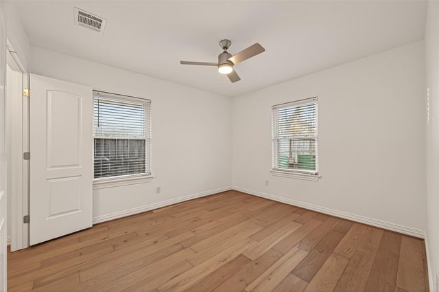 4862 Creekbend Drive, Houston, TX 77035