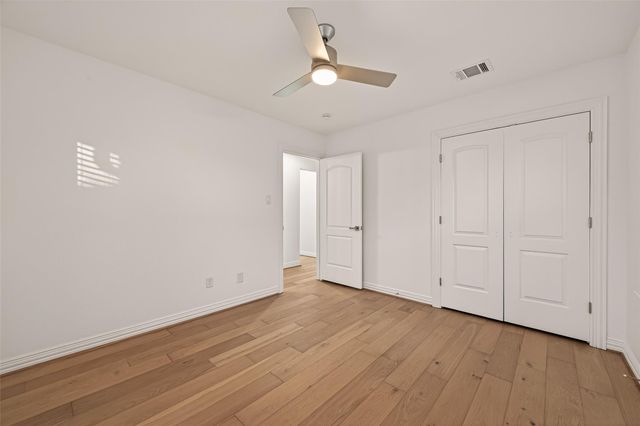 4862 Creekbend Drive, Houston, TX 77035