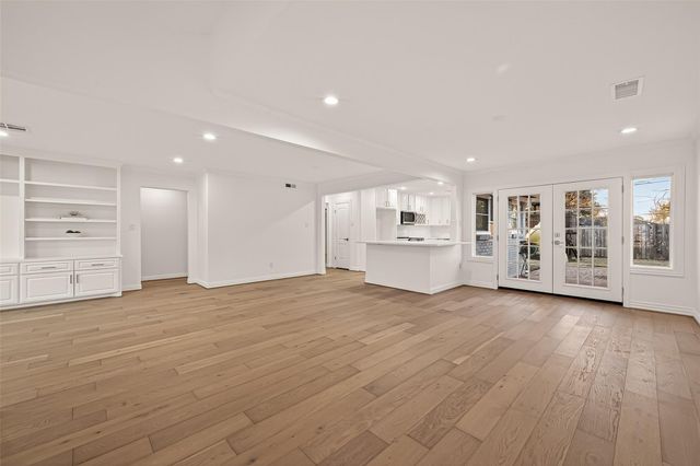 4862 Creekbend Drive, Houston, TX 77035