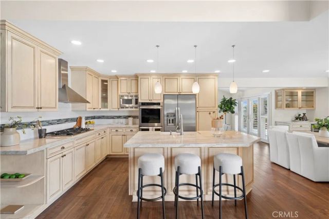 11 Seafaring, Corona Del Mar, CA 92625