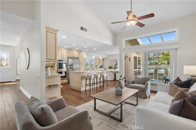 11 Seafaring, Corona Del Mar, CA 92625