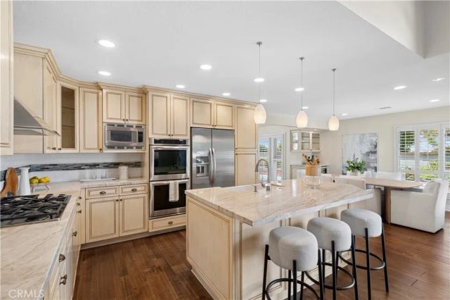 11 Seafaring, Corona Del Mar, CA 92625