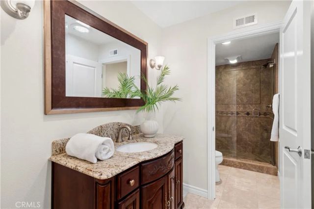 11 Seafaring, Corona Del Mar, CA 92625