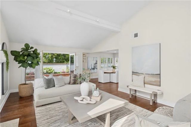 11 Seafaring, Corona Del Mar, CA 92625
