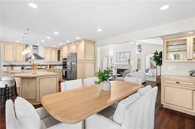 11 Seafaring, Corona Del Mar, CA 92625