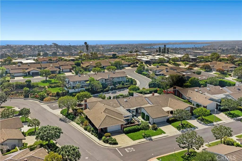 11 Seafaring, Corona Del Mar, CA 92625