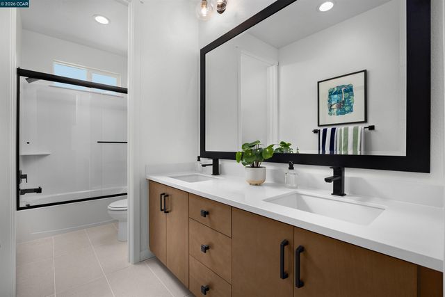 3624 Darnoch Ave., Lathrop, CA 95330