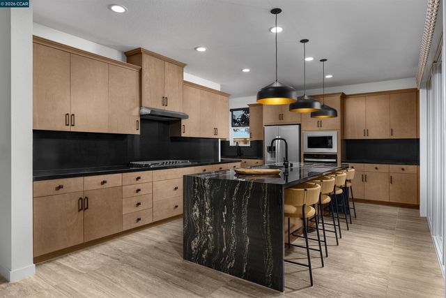 3624 Darnoch Ave., Lathrop, CA 95330