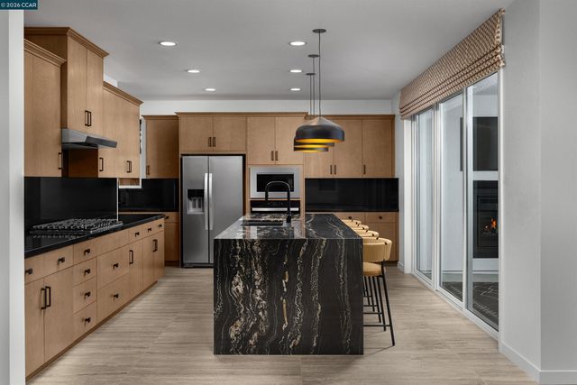 3624 Darnoch Ave., Lathrop, CA 95330