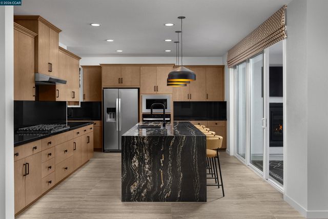 3624 Darnoch Ave., Lathrop, CA 95330