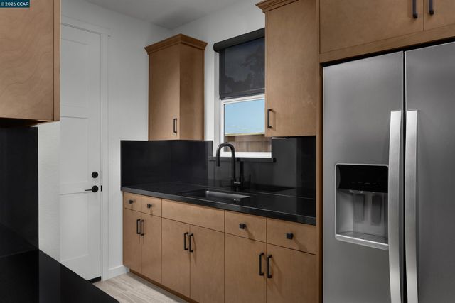 3624 Darnoch Ave., Lathrop, CA 95330