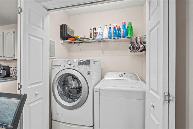 11 Collin Lane, Thomasville, NC 27360