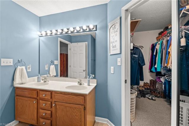 11 Collin Lane, Thomasville, NC 27360