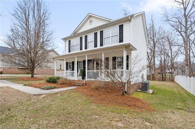 11 Collin Lane, Thomasville, NC 27360