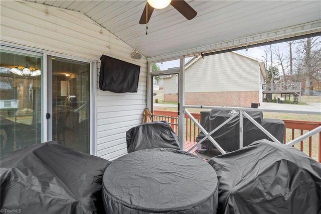 11 Collin Lane, Thomasville, NC 27360