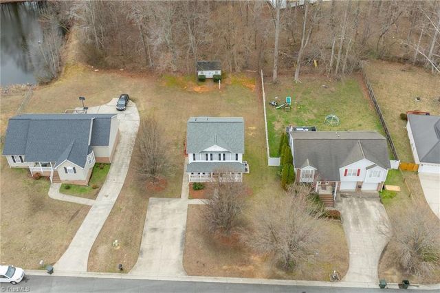 11 Collin Lane, Thomasville, NC 27360