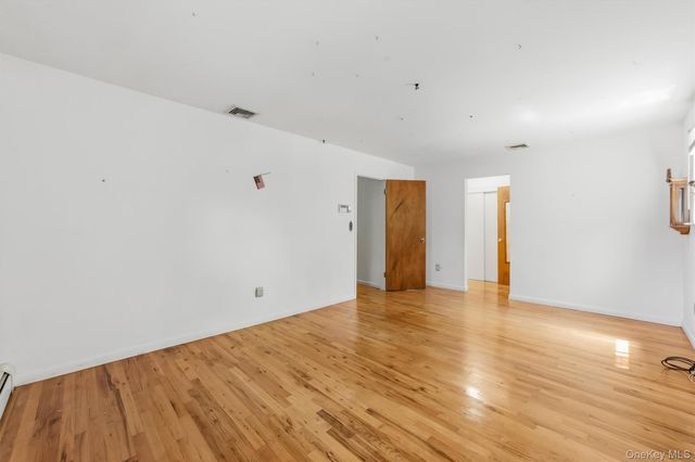 2 Peter A Beet Drive, Cortlandt Manor, NY 10567