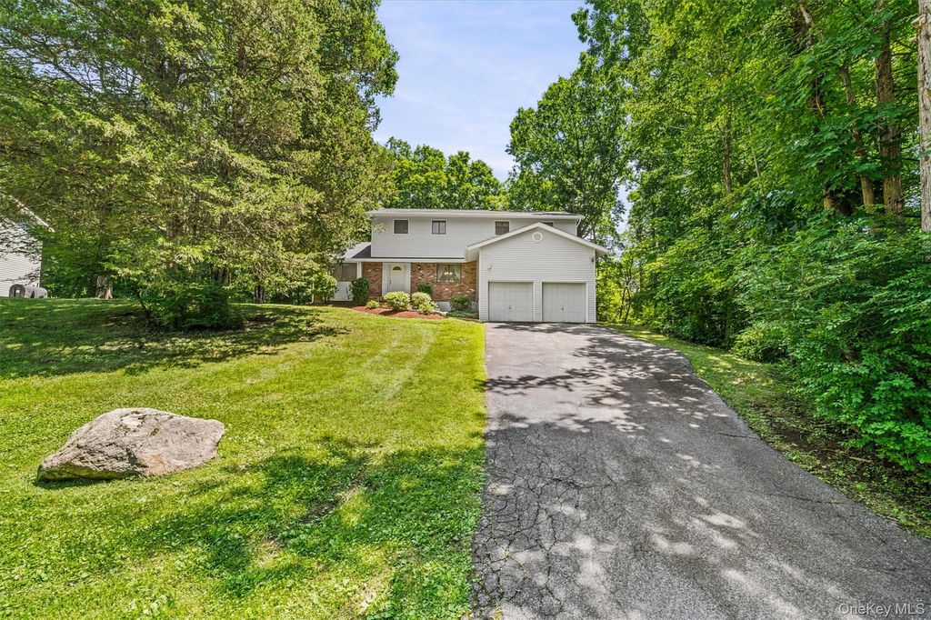 2 Peter A Beet Drive, Cortlandt Manor, NY 10567 — exterior