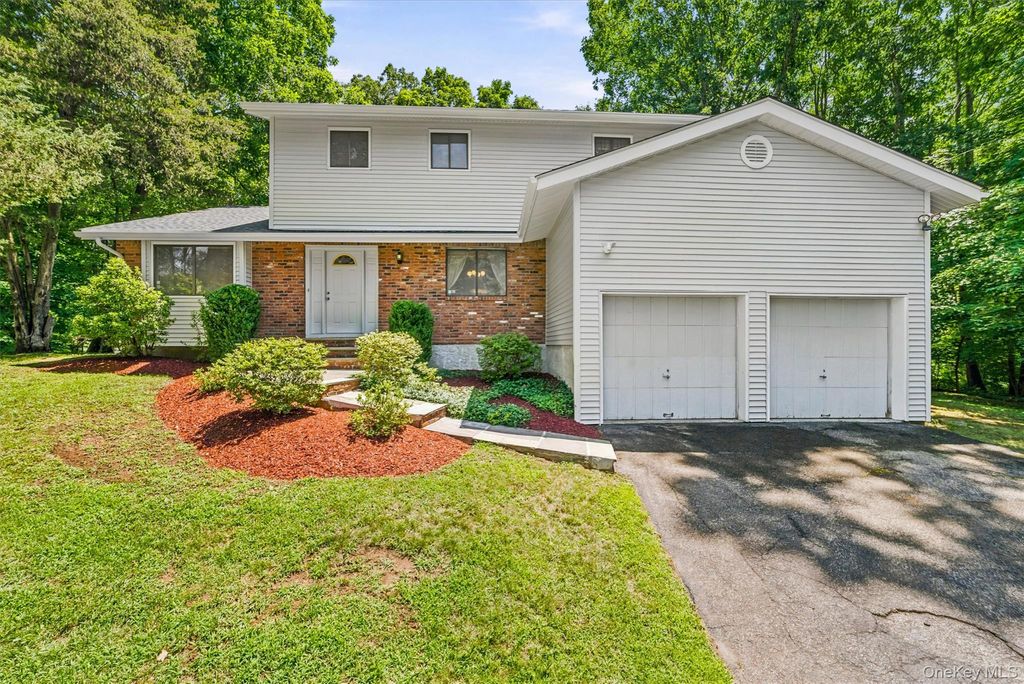 2 Peter A Beet Drive, Cortlandt Manor, NY 10567 — photo 2