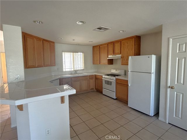 6278 Beth Page, Fontana, CA 92336