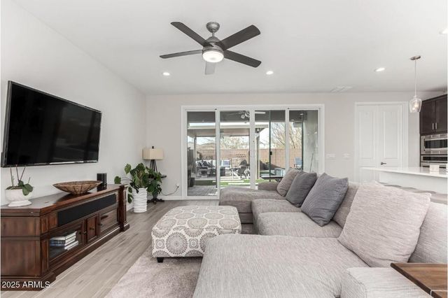 1906 E Robb Lane, Phoenix, AZ 85024
