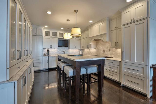 1126 Carney Street, Cincinnati, OH 45202