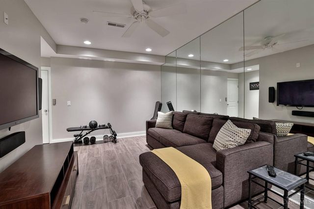 1126 Carney Street, Cincinnati, OH 45202