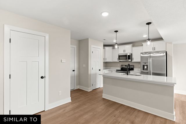 608 NE Hart Lane, Ankeny, IA 50021