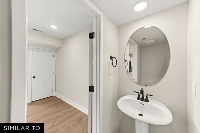 608 NE Hart Lane, Ankeny, IA 50021