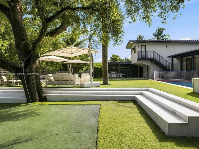 20001 NE 25th Avenue, Miami, FL 33180