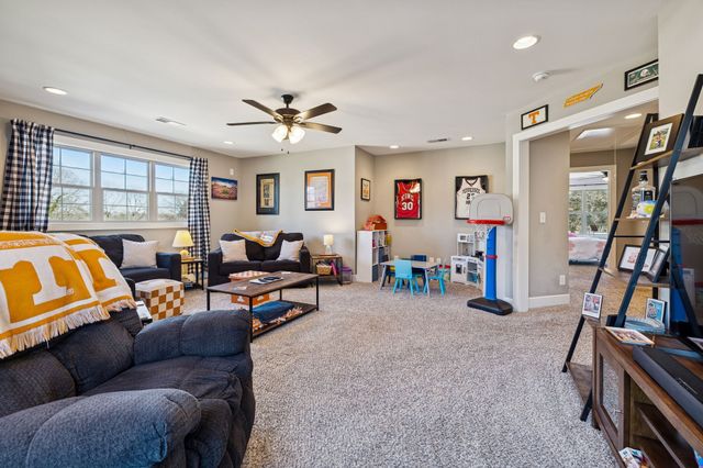 301 Timber Ln, Lebanon, TN 37087