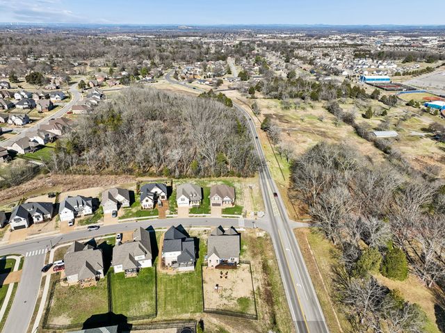 301 Timber Ln, Lebanon, TN 37087