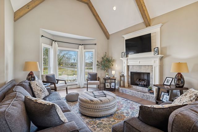 301 Timber Ln, Lebanon, TN 37087