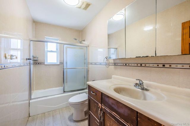 3423 146th Street, Flushing, NY 11354