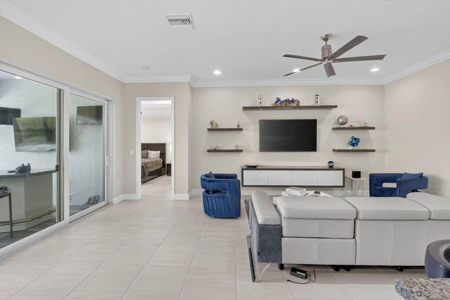 7857 Waterford Isles Lane, Delray Beach, FL 33446