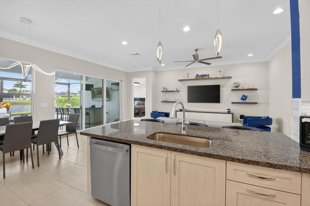 7857 Waterford Isles Lane, Delray Beach, FL 33446