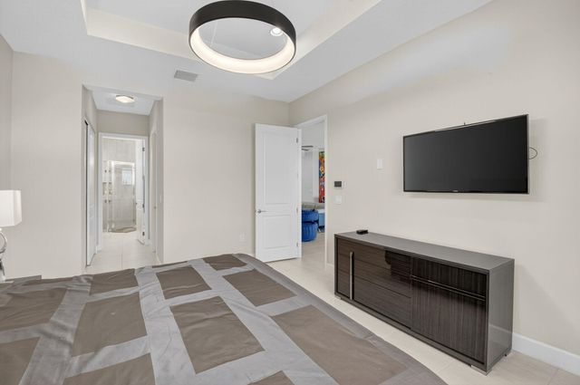 7857 Waterford Isles Lane, Delray Beach, FL 33446