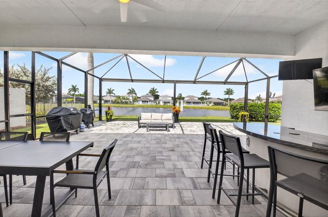 7857 Waterford Isles Lane, Delray Beach, FL 33446