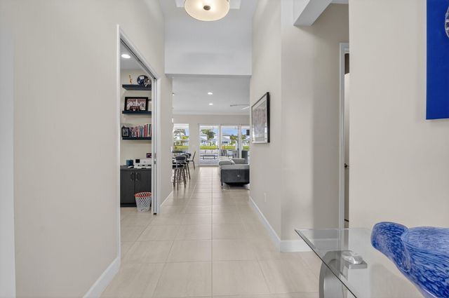 7857 Waterford Isles Lane, Delray Beach, FL 33446