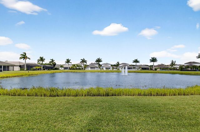 7857 Waterford Isles Lane, Delray Beach, FL 33446