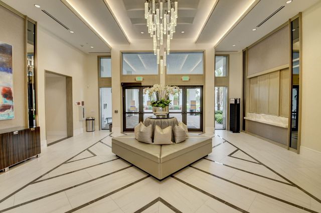 7857 Waterford Isles Lane, Delray Beach, FL 33446