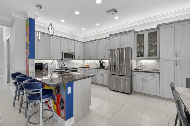 7857 Waterford Isles Lane, Delray Beach, FL 33446