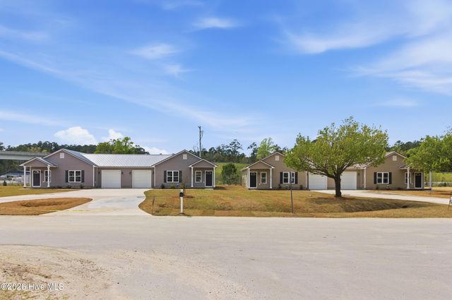 130 Macdonald Boulevard, Havelock, NC 28532