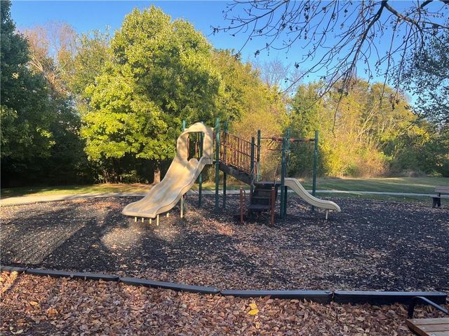 15577 S Arapaho Street, Olathe, KS 66062