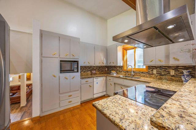 7829 Alden Way NE, Fridley, MN 55432