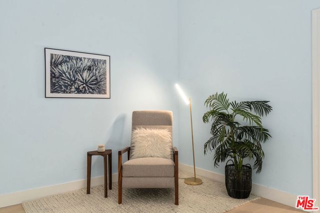 2617 Harlesden Court, Los Angeles, CA 90046